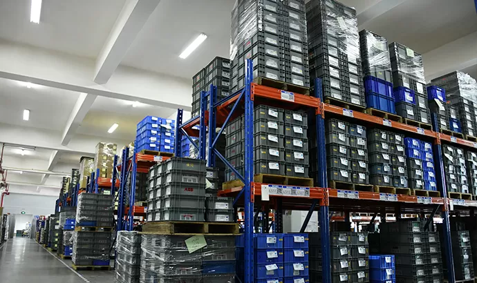 Large warehouse power station